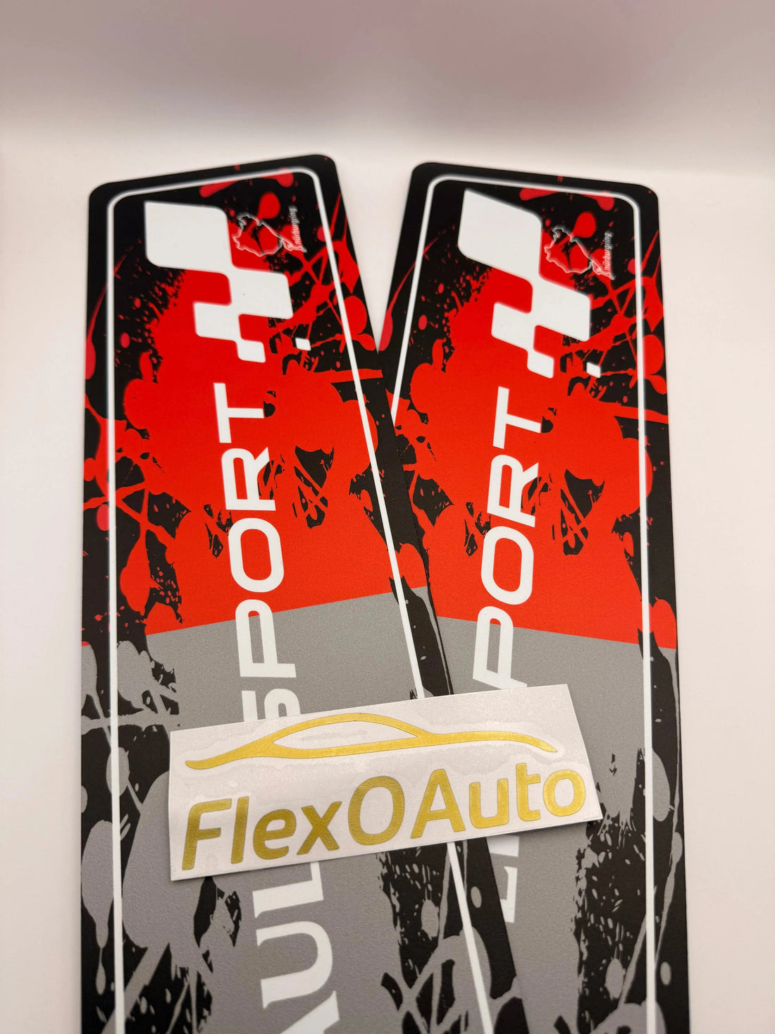 Copri-targa-auto-sportive-come-scegliere-il-modello-Renault-Sport-ideale FlexOAuto