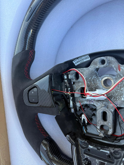 Volant Carbone LED Shift Light – Clio 4 RS (Surpiqûres & repère rouge) FlexOAuto