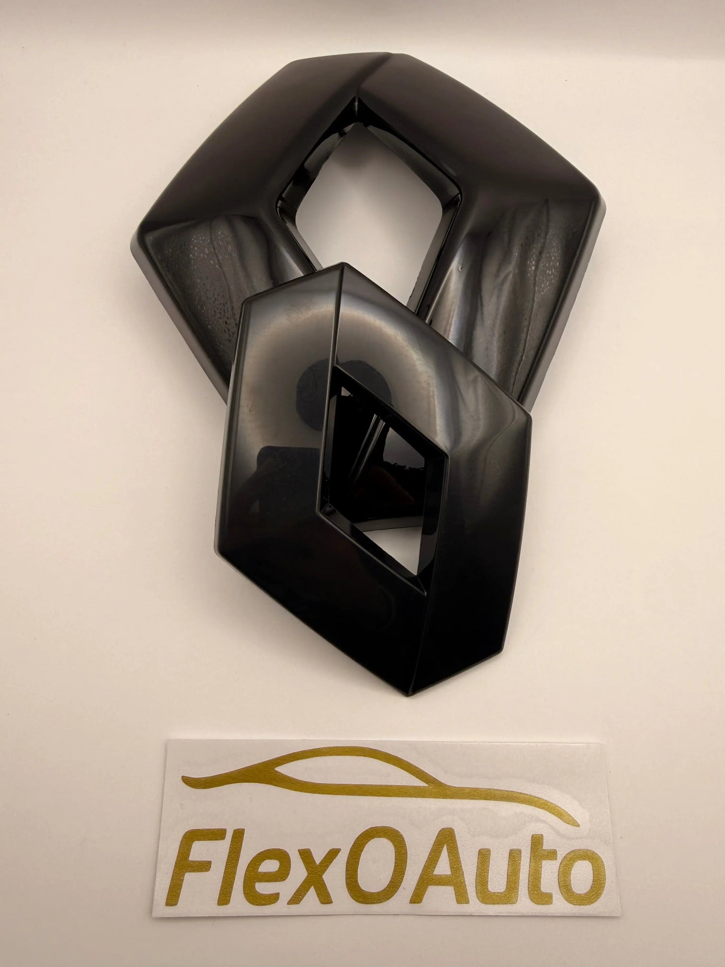 Pack Logo Avant & Arrière Noir Brillant – Clio 4 / Clio 4 RS (2013-2018) FlexOAuto