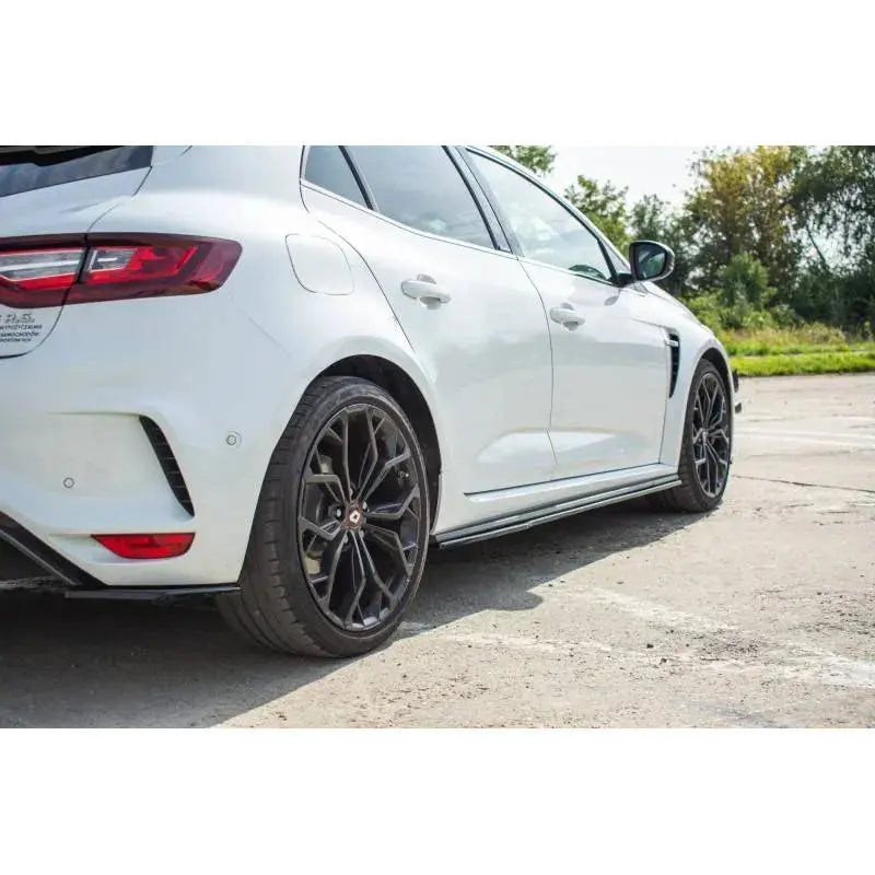 Maxton - SET DES DIFFUSEUR DES BAS DE CAISSE Renault Megane IV RS Noir Brillant FlexOAuto